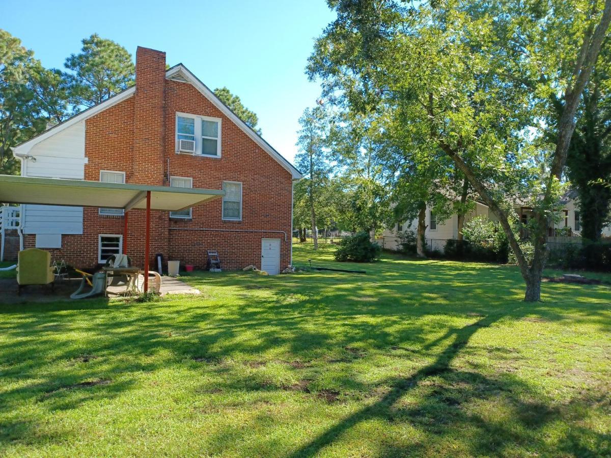 Brick House Retreat Hamlet Exterior foto
